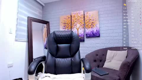 Snapshot of miranda_doll_ chatting on June 3, 2026, 2:33 pm online show from June 3, 2026, 2:33 pm