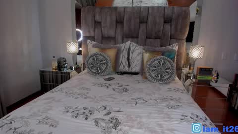 Snapshot of mirandacollins_ chatting on November 5, 2025, 1:38 am Miranda online show from November 5, 2025, 1:38 am