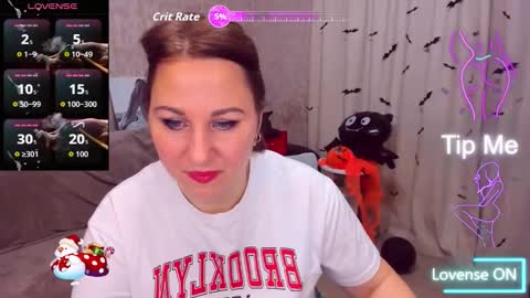 Snapshot of mirandadyson chatting on October 31, 2025, 4:30 pm MirandaDyson online show from October 31, 2025, 4:30 pm