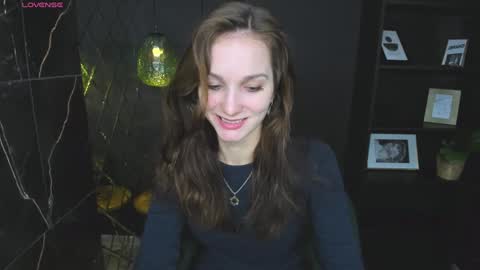 Snapshot of mirandaglow chatting on January 27, 2025, 5:47 am Miranda online show from January 27, 2025, 5:47 am