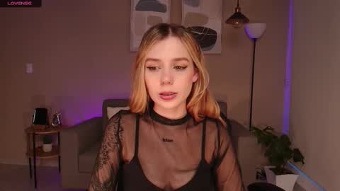 Snapshot of mirandashaw chatting on February 23, 2025, 11:14 pm Miranda Shaw online show from February 23, 2025, 11:14 pm