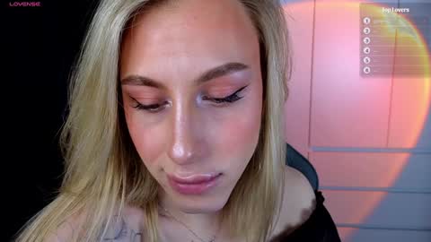 Snapshot of miraraid chatting on December 10, 2024, 11:40 pm miraraid online show from December 10, 2024, 11:40 pm