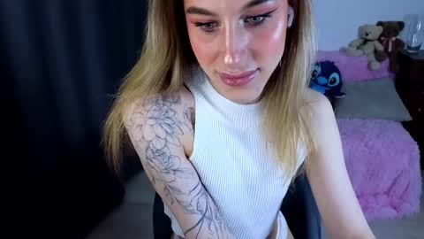 Snapshot of miraraid chatting on November 14, 2025, 4:55 am miraraid online show from November 14, 2025, 4:55 am