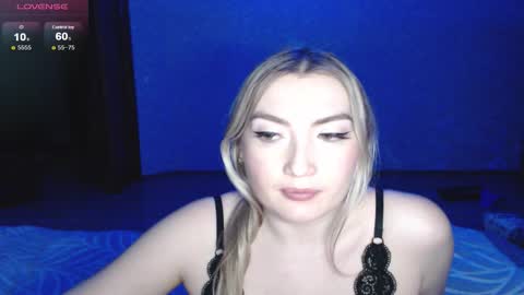 Snapshot of miraroy chatting on February 27, 2026, 7:03 pm Mira online show from February 27, 2026, 7:03 pm