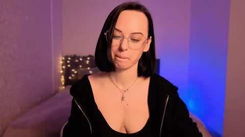 Snapshot of miraskyy chatting on January 13, 2026, 9:31 pm MiraSkyy online show from January 13, 2026, 9:31 pm