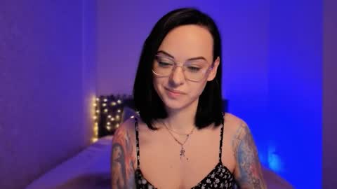 MiraSkyy online show from March 11, 2026, 4:02 pm