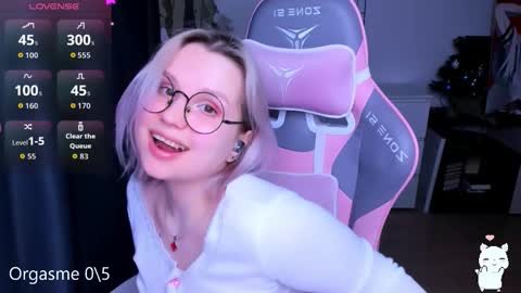 Kira online show from March 14, 2026, 4:45 pm