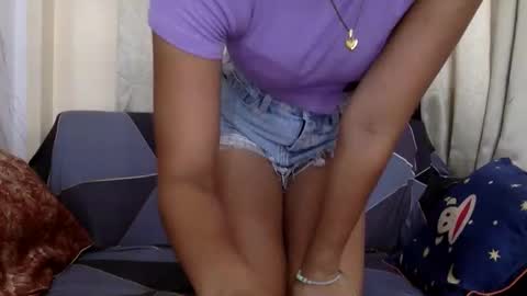 Snapshot of mireill_sex chatting on March 21, 2026, 12:48 am mireill_sex online show from March 21, 2026, 12:48 am