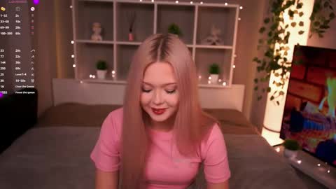 Elsa online show from November 6, 2025, 7:59 pm