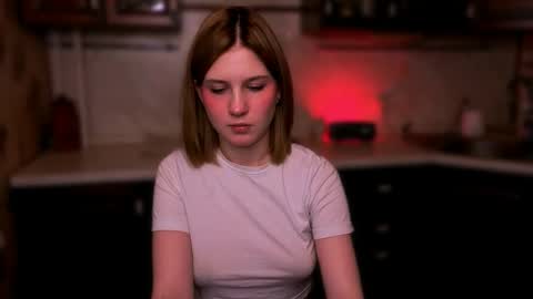 Mira online show from December 18, 2025, 6:36 pm