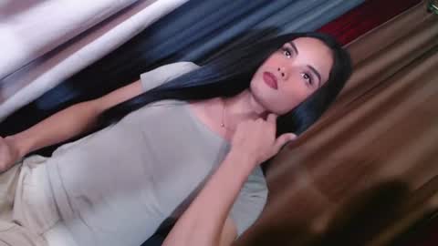 Snapshot of mis_tamara chatting on August 9, 2026, 10:09 am mis_tamara online show from August 9, 2026, 10:09 am