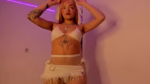 Snapshot of misa___amane chatting on December 8, 2024, 12:51 am Misa Independent model online show from December 8, 2024, 12:51 am