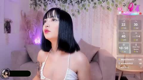 Snapshot of mishanabi_ chatting on December 4, 2025, 8:06 pm Misha online show from December 4, 2025, 8:06 pm