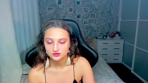 mishel_a_mur online show from November 1, 2025, 1:40 am