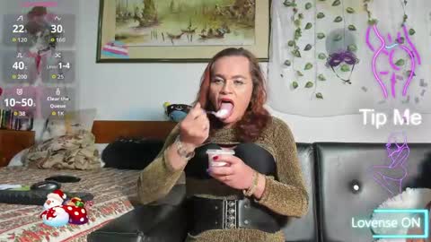 Mishell Bons online show from May 15, 2026, 11:45 pm