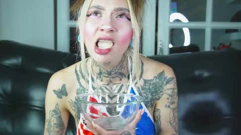 miss___angel online show from March 6, 2026, 11:17 am