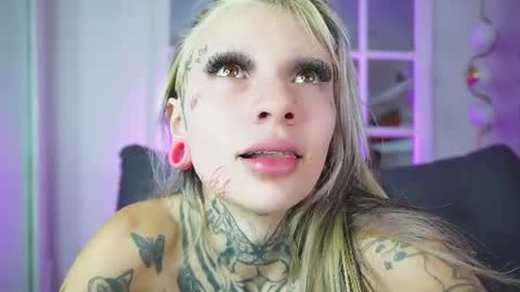 Snapshot of miss___angel chatting on July 3, 2026, 11:05 am miss___angel online show from July 3, 2026, 11:05 am