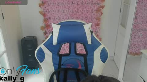 miss_adams01 online show from April 8, 2026, 7:47 pm