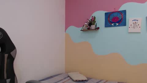 Snapshot of miss_akemi chatting on February 13, 2025, 5:01 pm Akemi 3 online show from February 13, 2025, 5:01 pm