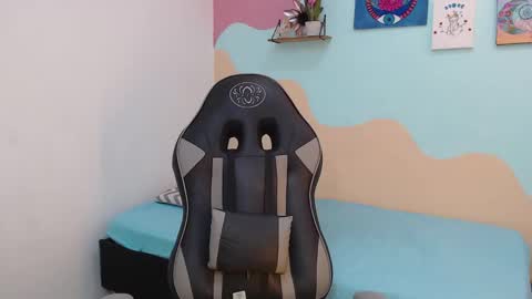 Snapshot of miss_akemi chatting on March 6, 2025, 5:00 pm Akemi 3 online show from March 6, 2025, 5:00 pm