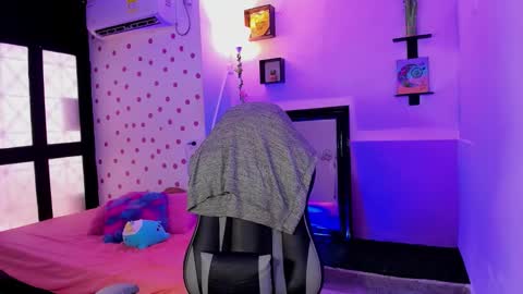 Snapshot of miss_akemi chatting on September 14, 2025, 2:05 pm Akemi 3 online show from September 14, 2025, 2:05 pm