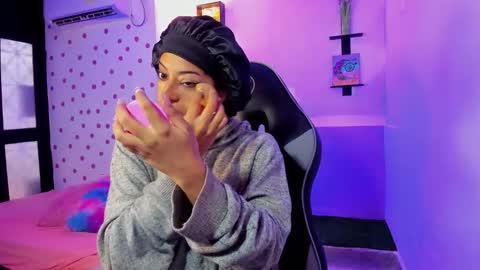 Snapshot of miss_akemi chatting on September 18, 2025, 1:02 pm Akemi 3 online show from September 18, 2025, 1:02 pm