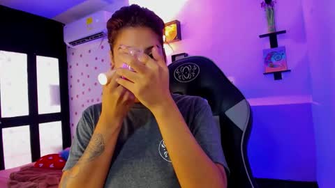 Snapshot of miss_akemi chatting on October 8, 2025, 1:09 pm Akemi 3 online show from October 8, 2025, 1:09 pm