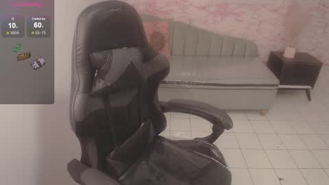 Snapshot of miss_andrea_t chatting on January 14, 2025, 10:59 am andrea online show from January 14, 2025, 10:59 am