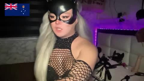 Snapshot of miss_antonette_xxx chatting on May 19, 2026, 10:27 pm Call me Miss Antonette online show from May 19, 2026, 10:27 pm