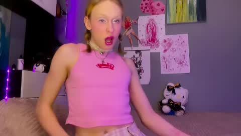 Anya online show from April 16, 2026, 3:18 am