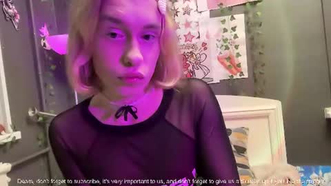 Snapshot of miss_barbie1 chatting on July 14, 2026, 11:32 pm Anya online show from July 14, 2026, 11:32 pm