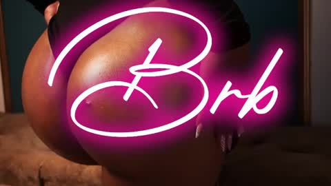 Snapshot of miss_brunette_ chatting on May 22, 2026, 1:46 am lucy 3 online show from May 22, 2026, 1:46 am