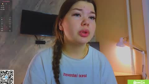 Snapshot of miss_bubbles chatting on January 13, 2026, 8:58 pm Sandy online show from January 13, 2026, 8:58 pm