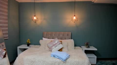 Cataleya online show from December 17, 2025, 11:49 am