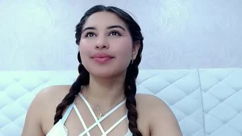 miss_charlotte78 online show from January 5, 2026, 7:17 pm