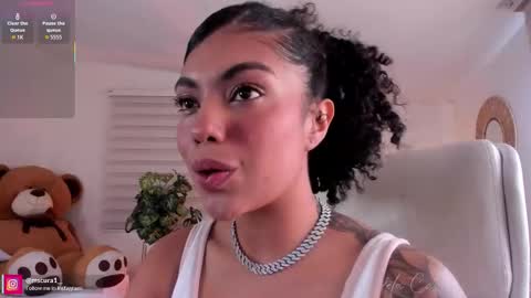 Snapshot of miss_curazao chatting on November 28, 2025, 1:03 pm CANDELA CASTRO online show from November 28, 2025, 1:03 pm