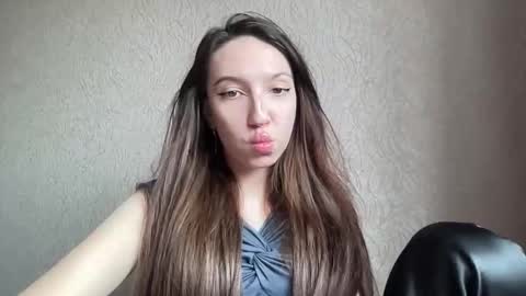 Miss Daniell online show from December 17, 2025, 10:43 am