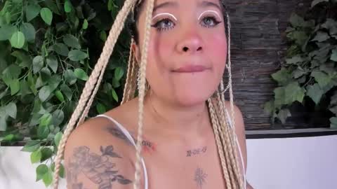 Danika online show from September 10, 2025, 10:59 am