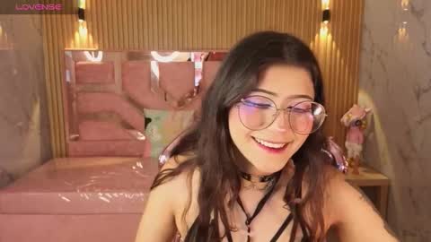 Snapshot of miss_devil_s chatting on March 8, 2026, 3:21 am miss_devil_s online show from March 8, 2026, 3:21 am