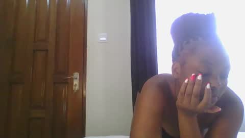 miss_dree online show from December 2, 2024, 8:19 am