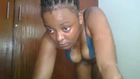 miss_dree online show from December 4, 2024, 9:40 am