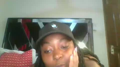 miss_dree online show from December 6, 2024, 7:45 pm