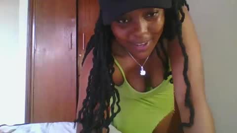 miss_dree online show from December 12, 2024, 2:44 pm