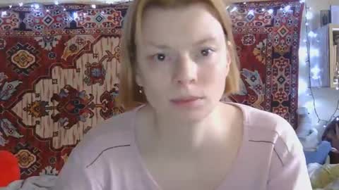 Snapshot of miss_elistia_ chatting on March 10, 2026, 10:31 am Elis online show from March 10, 2026, 10:31 am