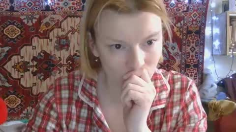 Snapshot of miss_elistia_ chatting on March 16, 2026, 11:25 am Elis online show from March 16, 2026, 11:25 am