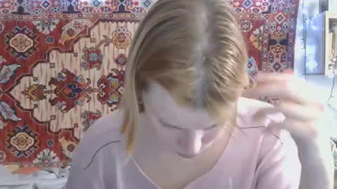 Snapshot of miss_elistia_ chatting on March 24, 2026, 11:04 am Elis online show from March 24, 2026, 11:04 am
