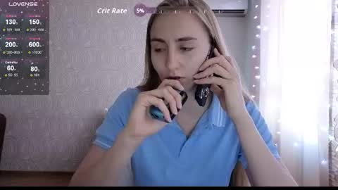 Snapshot of miss_emily19 chatting on July 8, 2026, 9:14 am Emily online show from July 8, 2026, 9:14 am