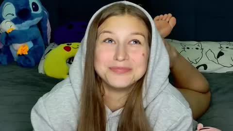 Emily online show from December 1, 2025, 6:13 pm