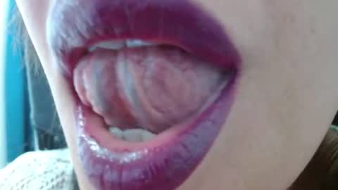 Snapshot of miss_evoleth2 chatting on July 19, 2026, 11:58 am Miss Evoleth online show from July 19, 2026, 11:58 am