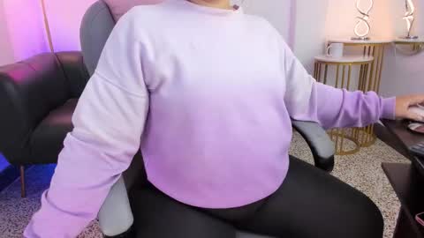 Francheska online show from November 22, 2025, 11:42 am